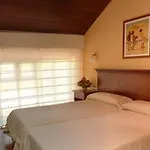 Azofra Hotel 3*