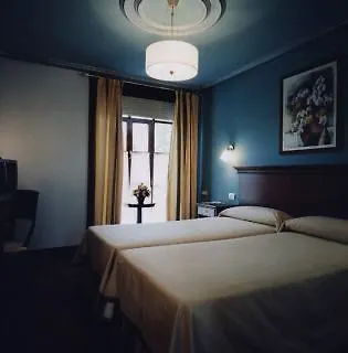 Azofra Otel Burgo